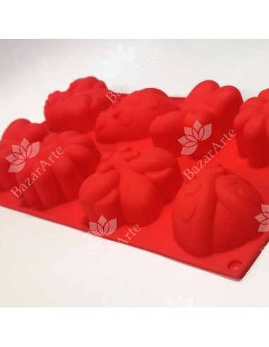 Molde de flores y bichos mixtos